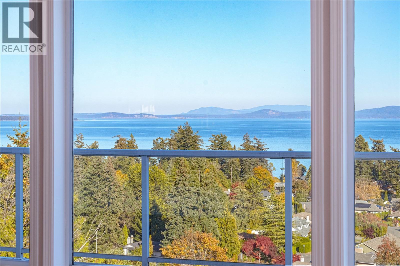  974 Seapearl Place, Saanich