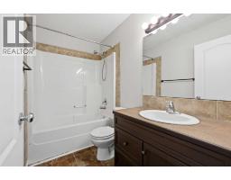 Family room - 138 Jenner Crescent, Red Deer, AB T4P0E4 Photo 9