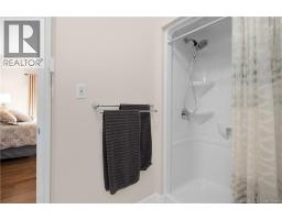 36 Auberry Street, photo 23