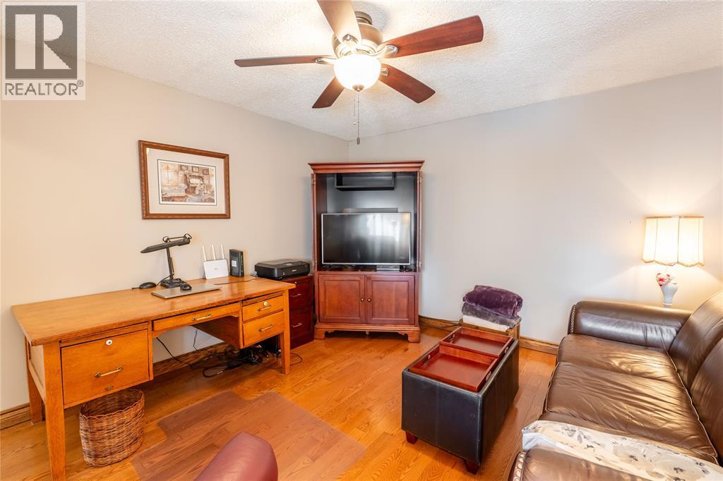 3082 MAIN STREET - 14