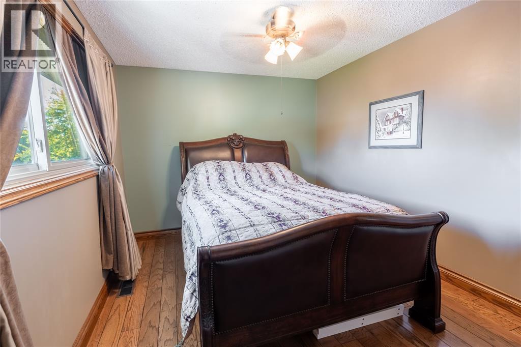 3082 MAIN STREET - 16