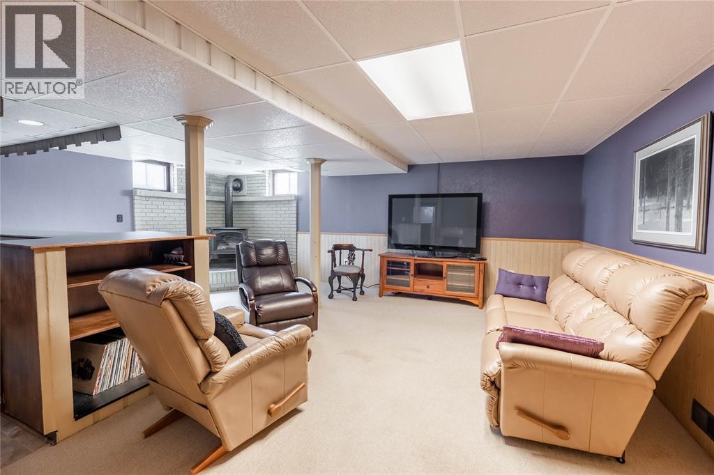 3082 MAIN STREET - 23