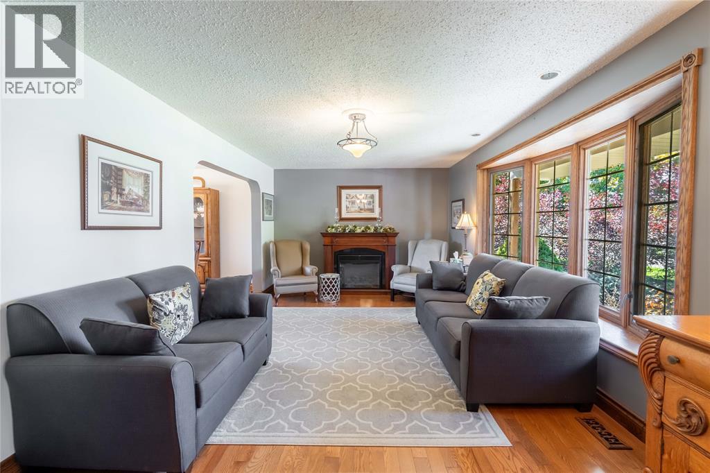 3082 MAIN STREET - 6