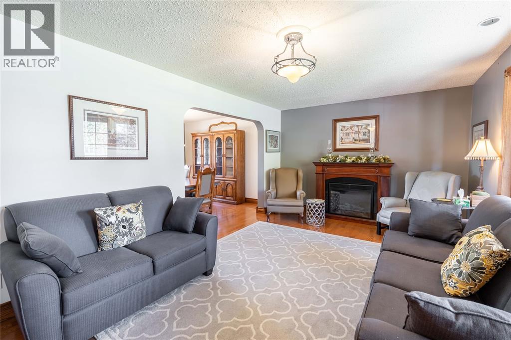 3082 MAIN STREET - 7