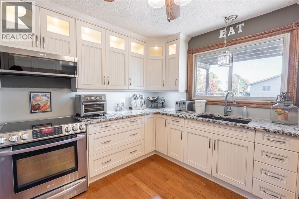 3082 MAIN STREET - 9