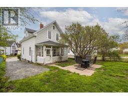 154 Chestnut Street, Windsor, NS B0N2T0 Photo 28