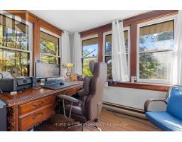 164 Brookside Drive, Toronto, ON M4E2M4 Photo 10