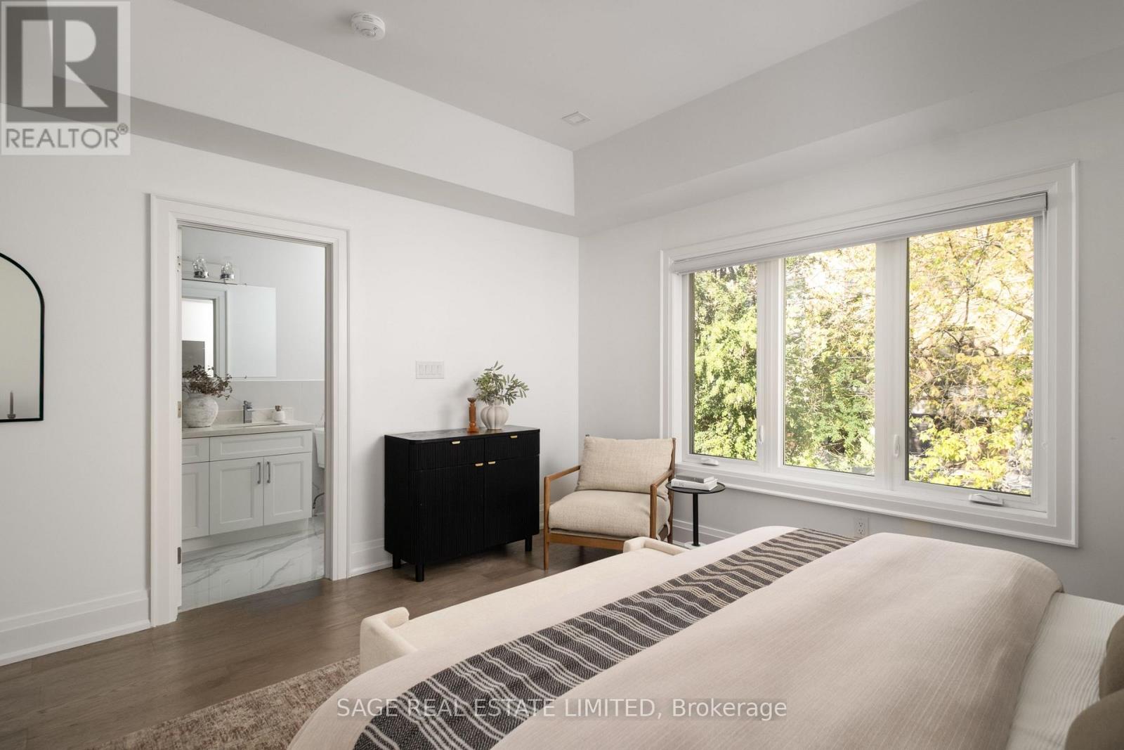 60 Rhydwen Avenue, Toronto, ON photo 27