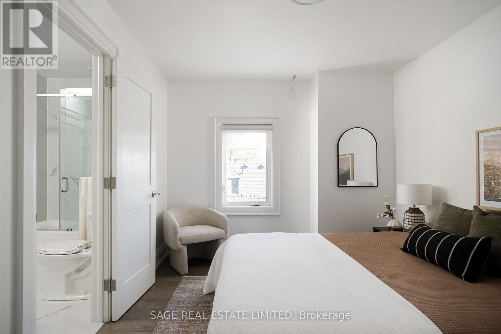 60 Rhydwen Avenue, Toronto, ON photo 35
