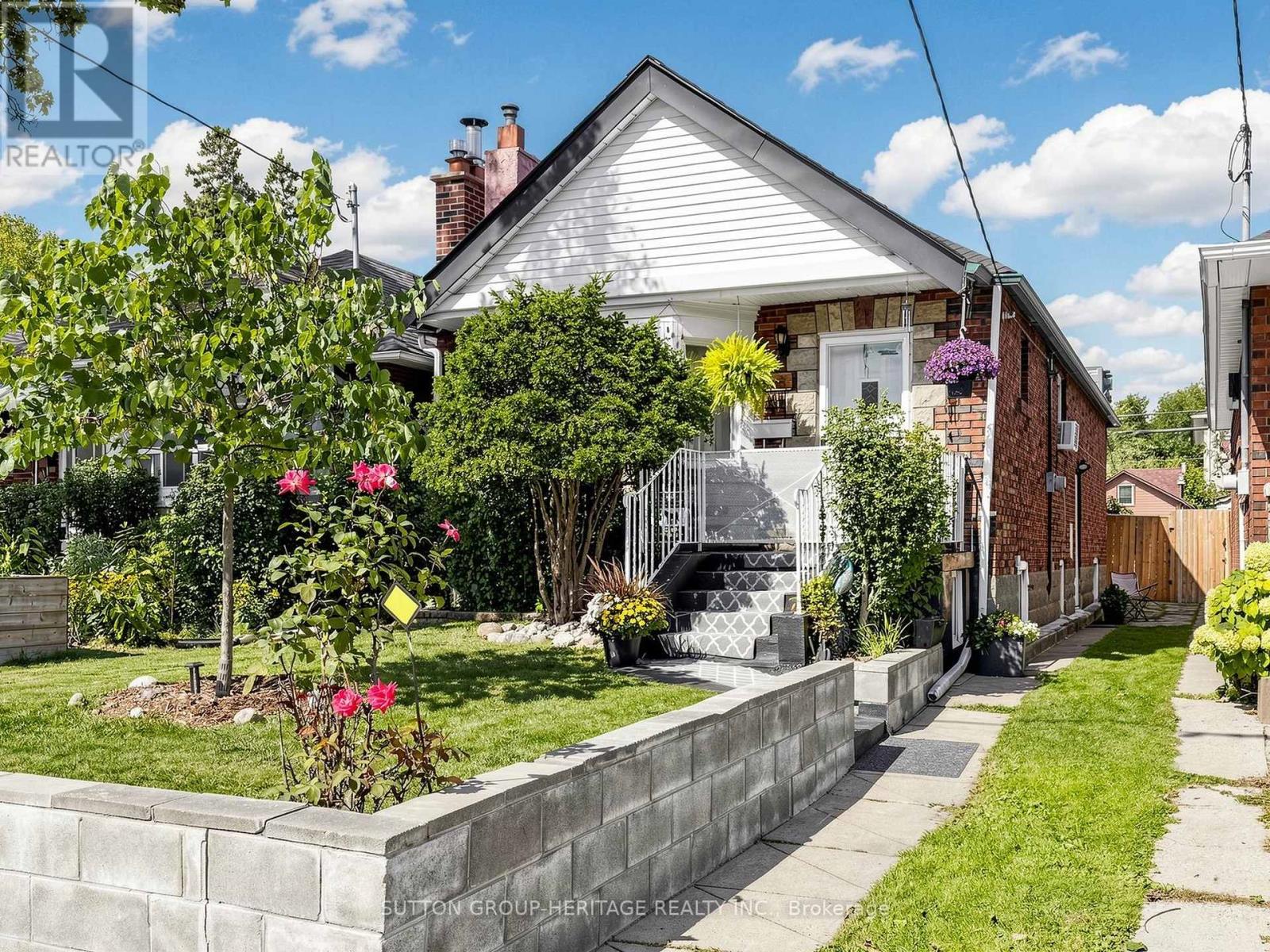 248 Westwood Avenue, Toronto, ON photo 1