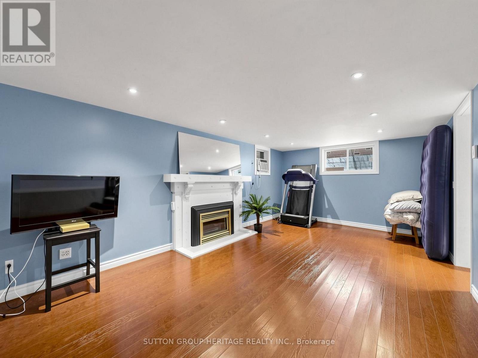 248 Westwood Avenue, Toronto, ON photo 24