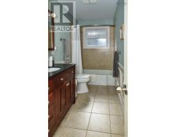 73 Forest Hill Road, Bridgewater, NS B4V1V2 Photo 17
