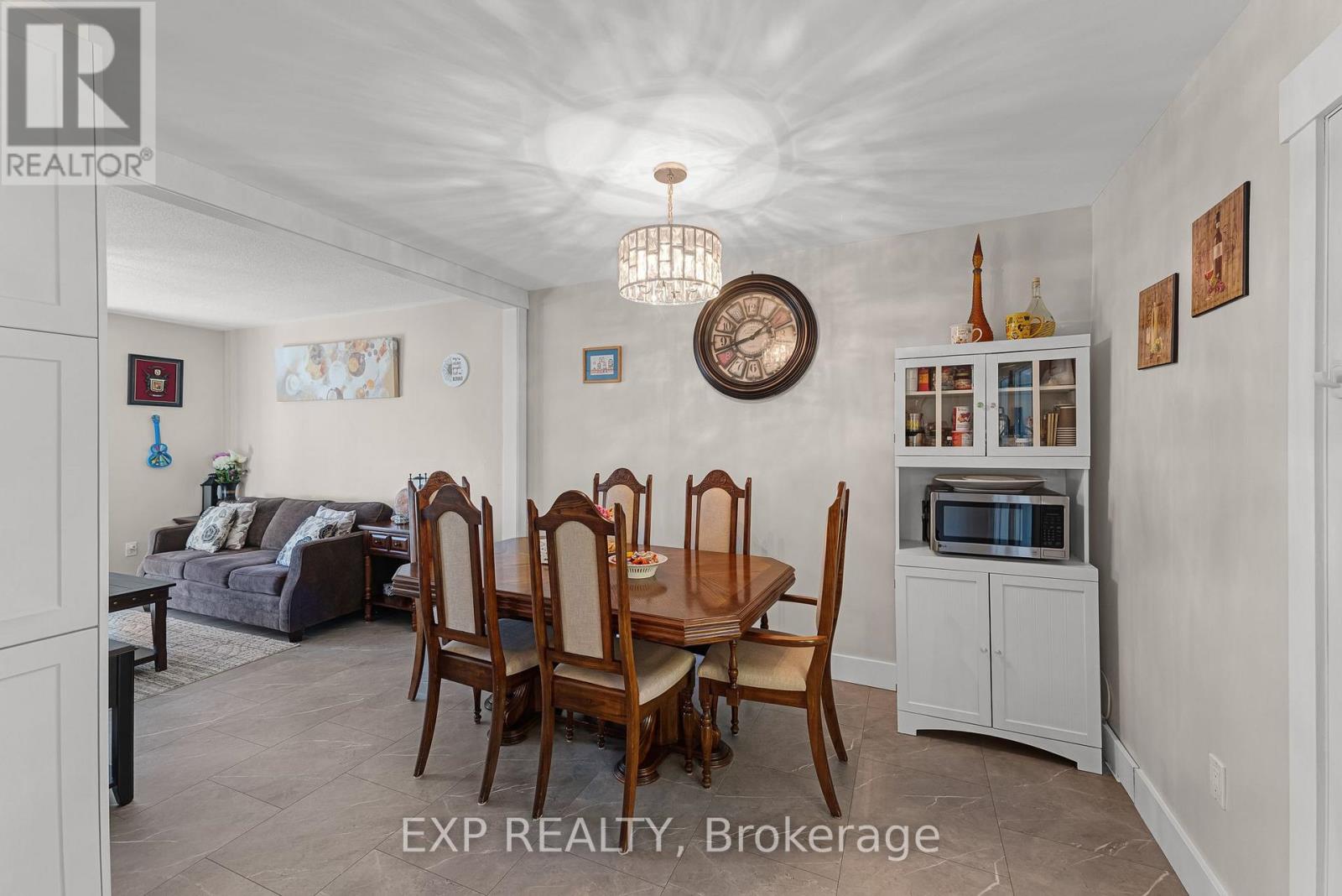 4 Burbank Circle, Adjala-Tosorontio, ON photo 10