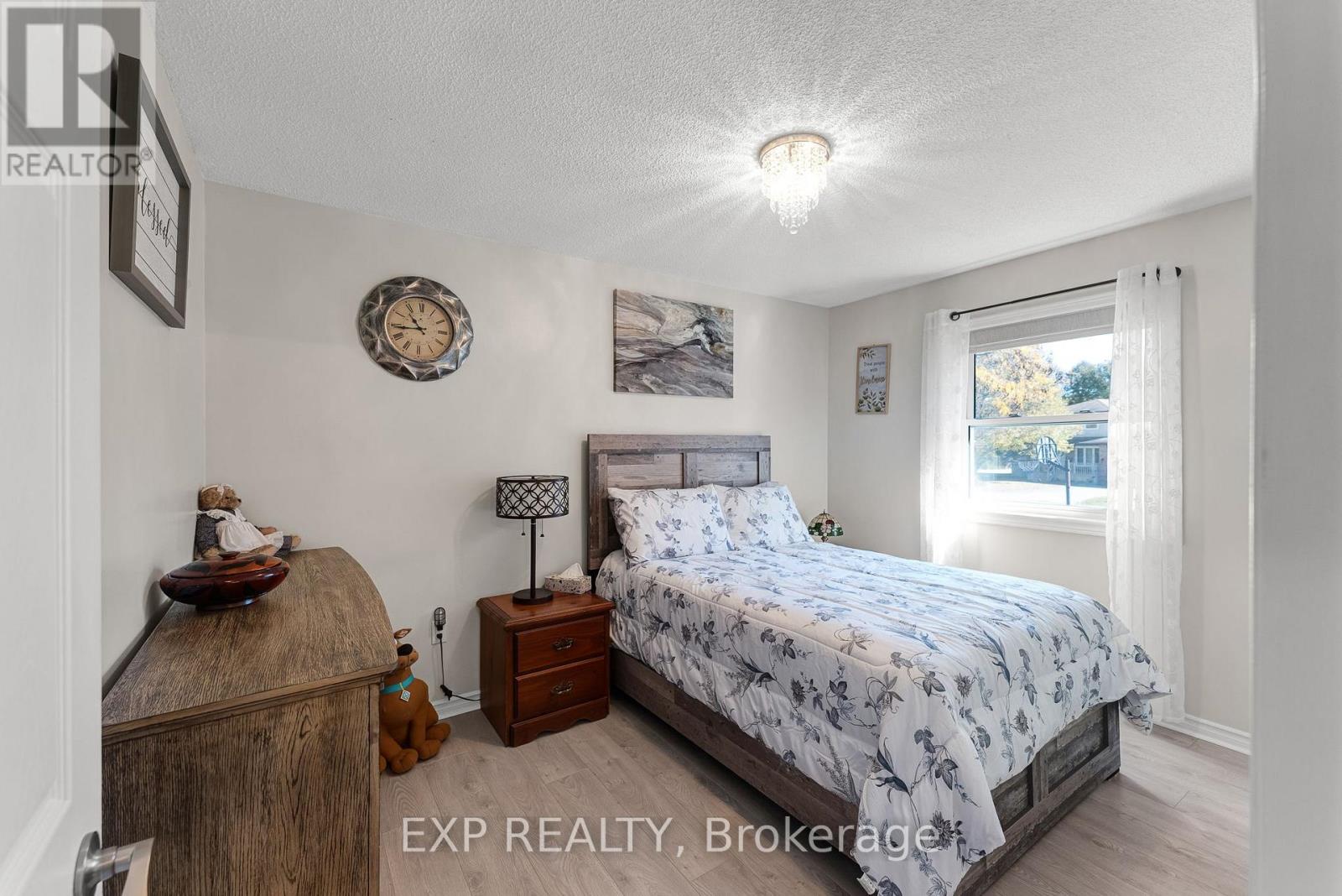 4 Burbank Circle, Adjala-Tosorontio, ON photo 22
