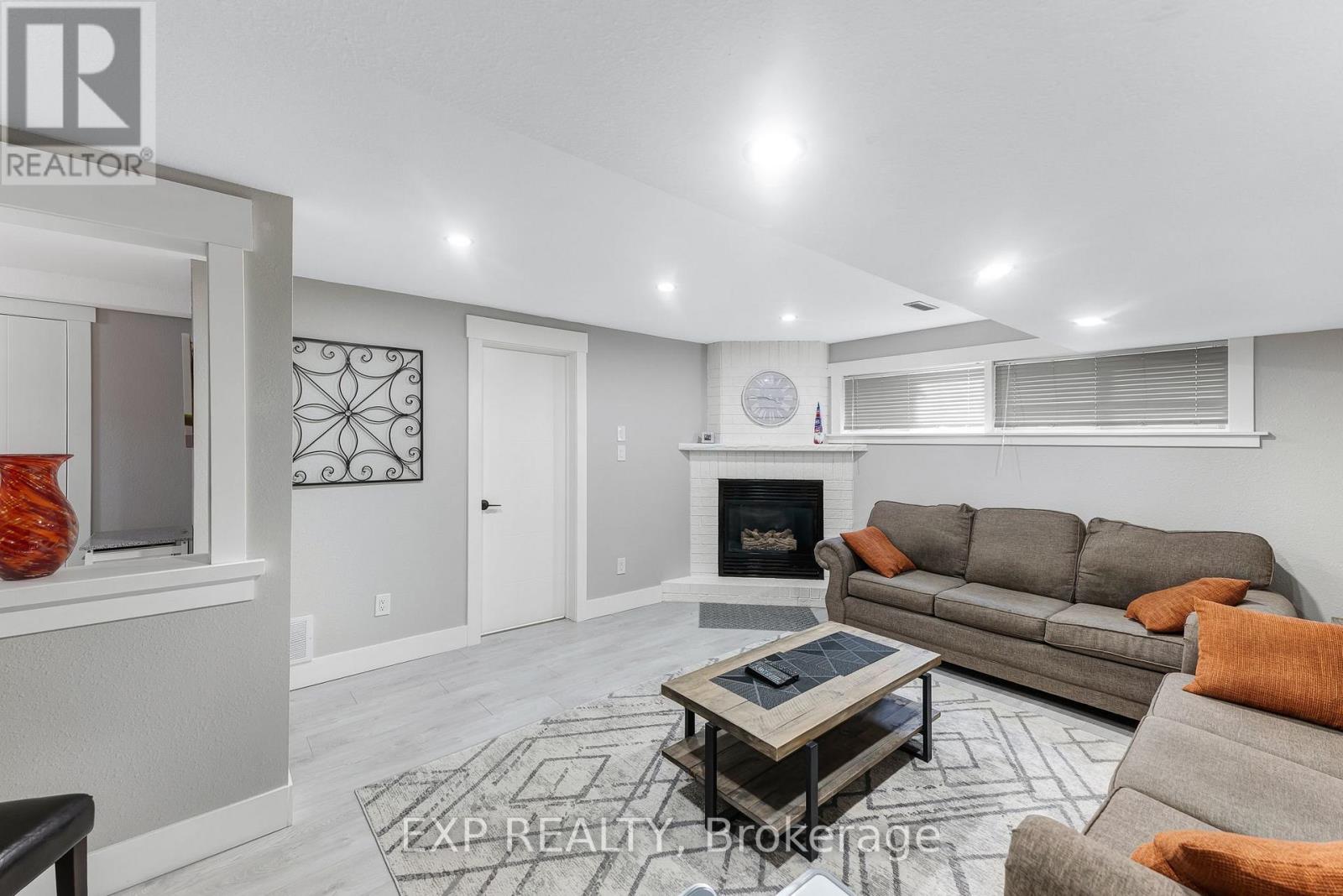 21- 131 Green Briar Road, New Tecumseth, ON photo 33
