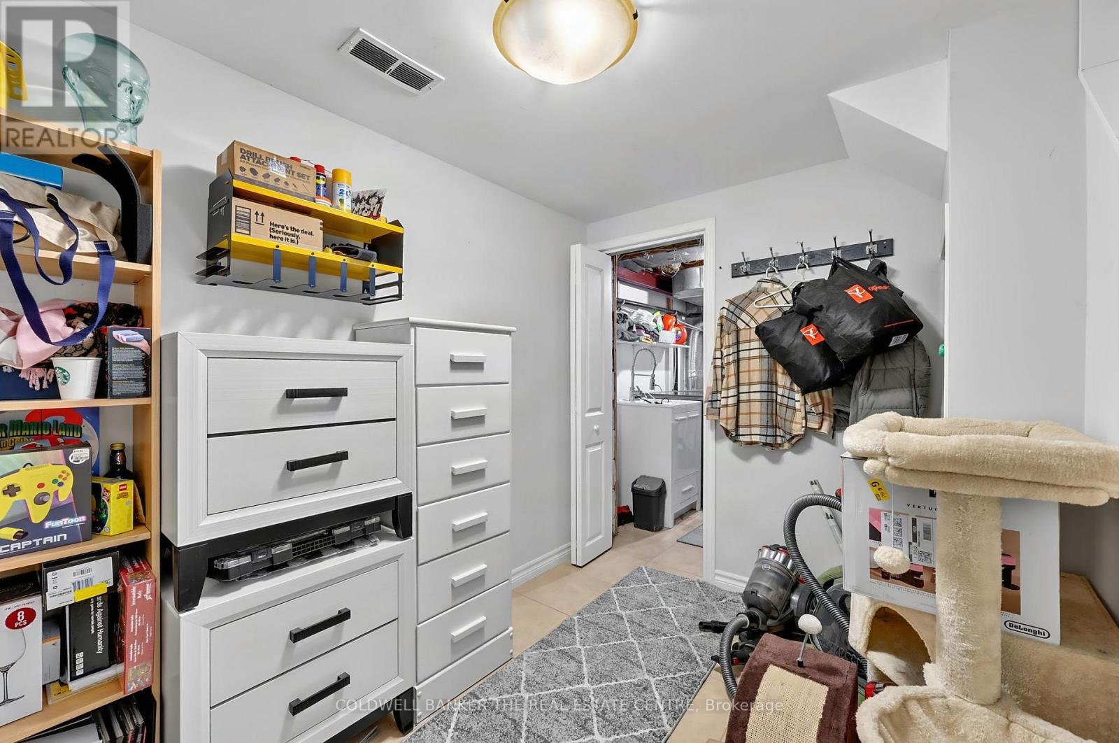 65 Millard Avenue, Newmarket, ON photo 22