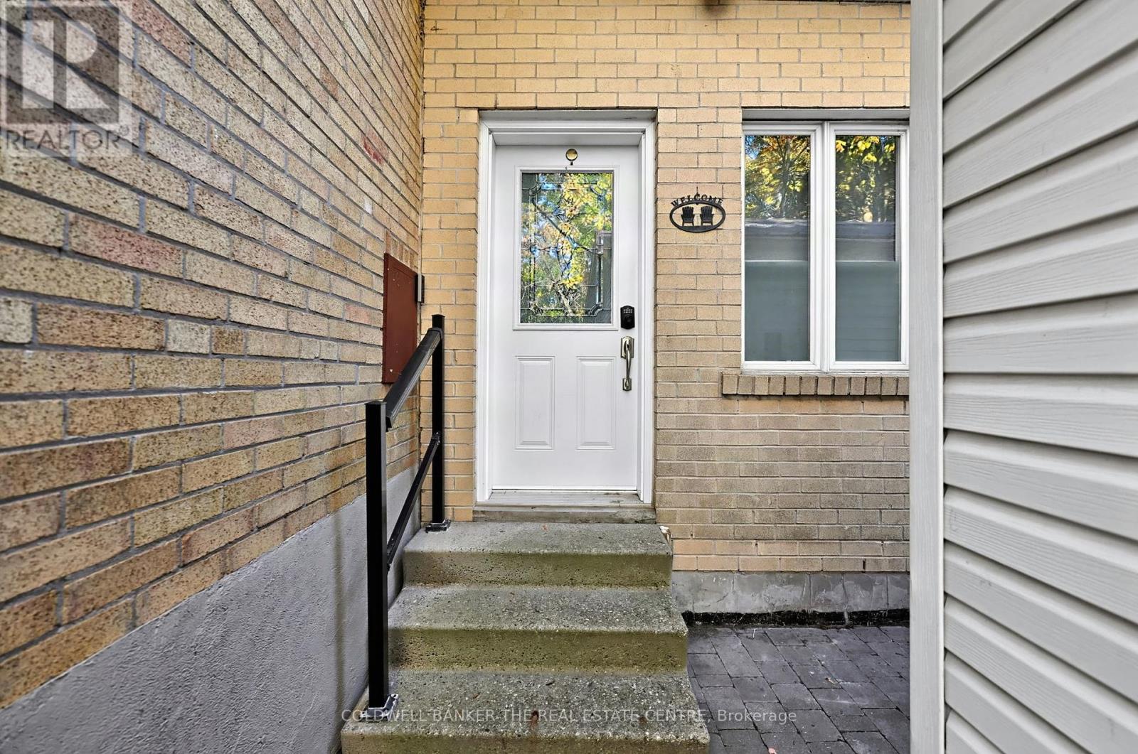 65 Millard Avenue, Newmarket, ON photo 23