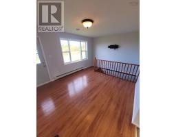 Den - 45 Railroad Street, Dominion, NS B1G1T2 Photo 7