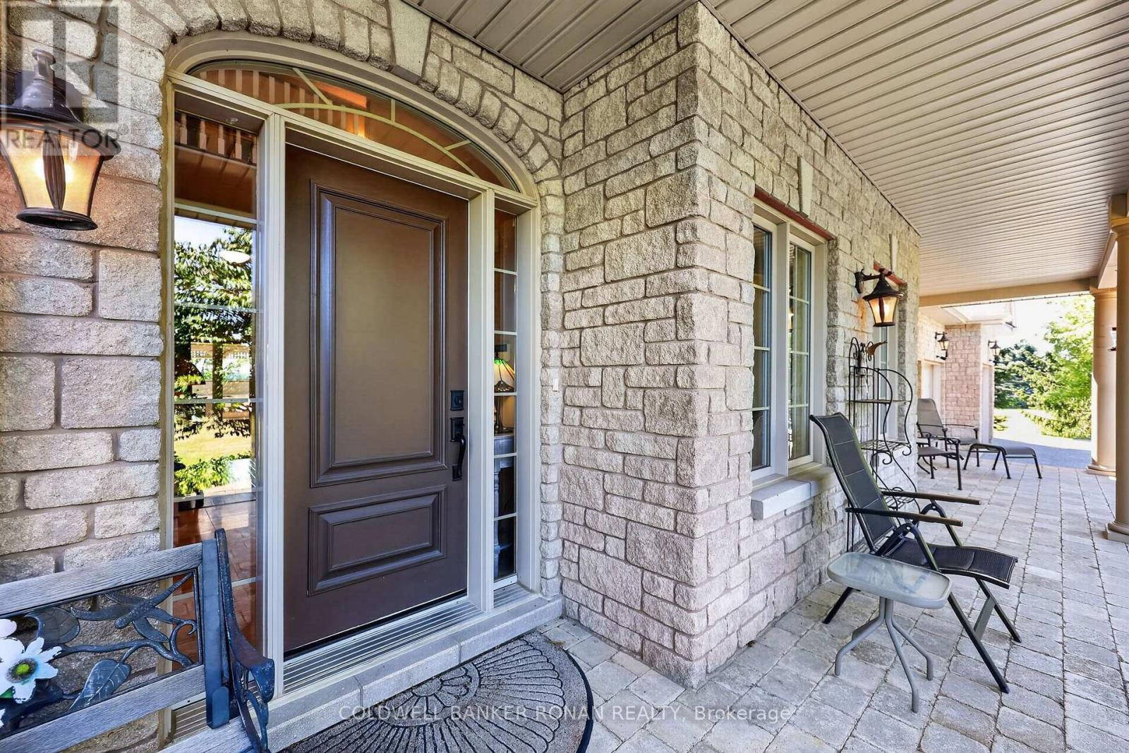 128 Denney Drive, Essa photo 3