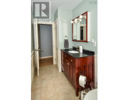 73 Forest Hill Road, Bridgewater, NS B4V1V2 Photo 16