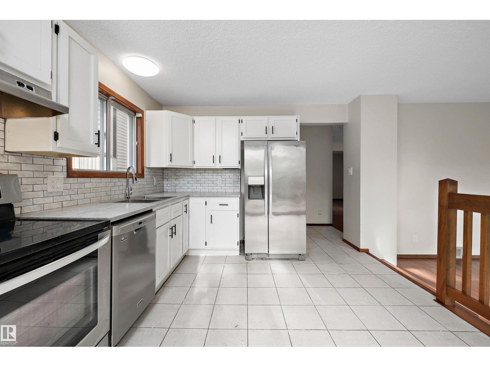 18923 82 AV NW, Edmonton — photo 13