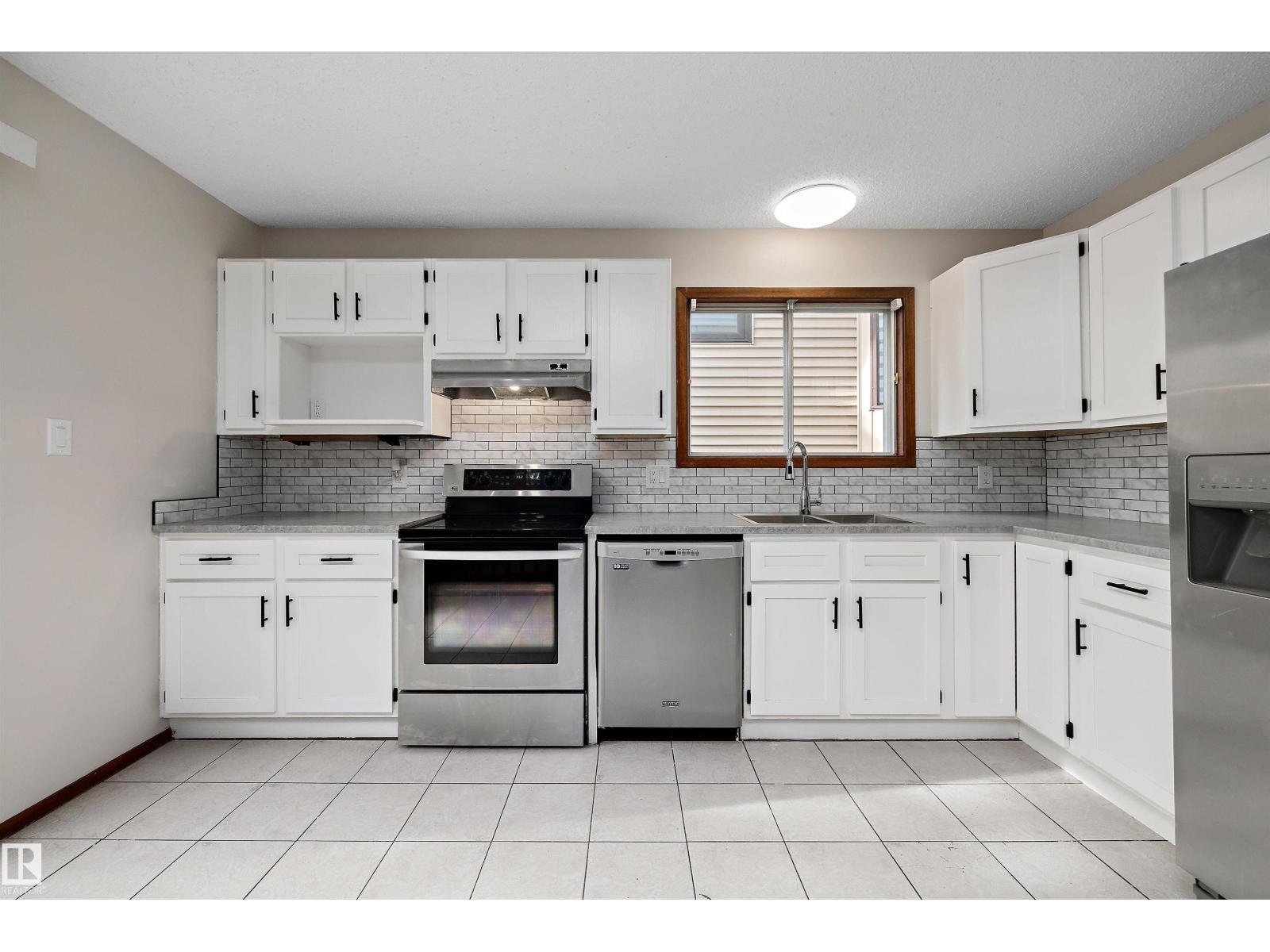18923 82 AV NW, Edmonton — photo 15