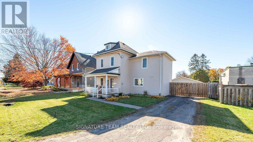 594 HAMILTON STREET W, Laurentian Valley