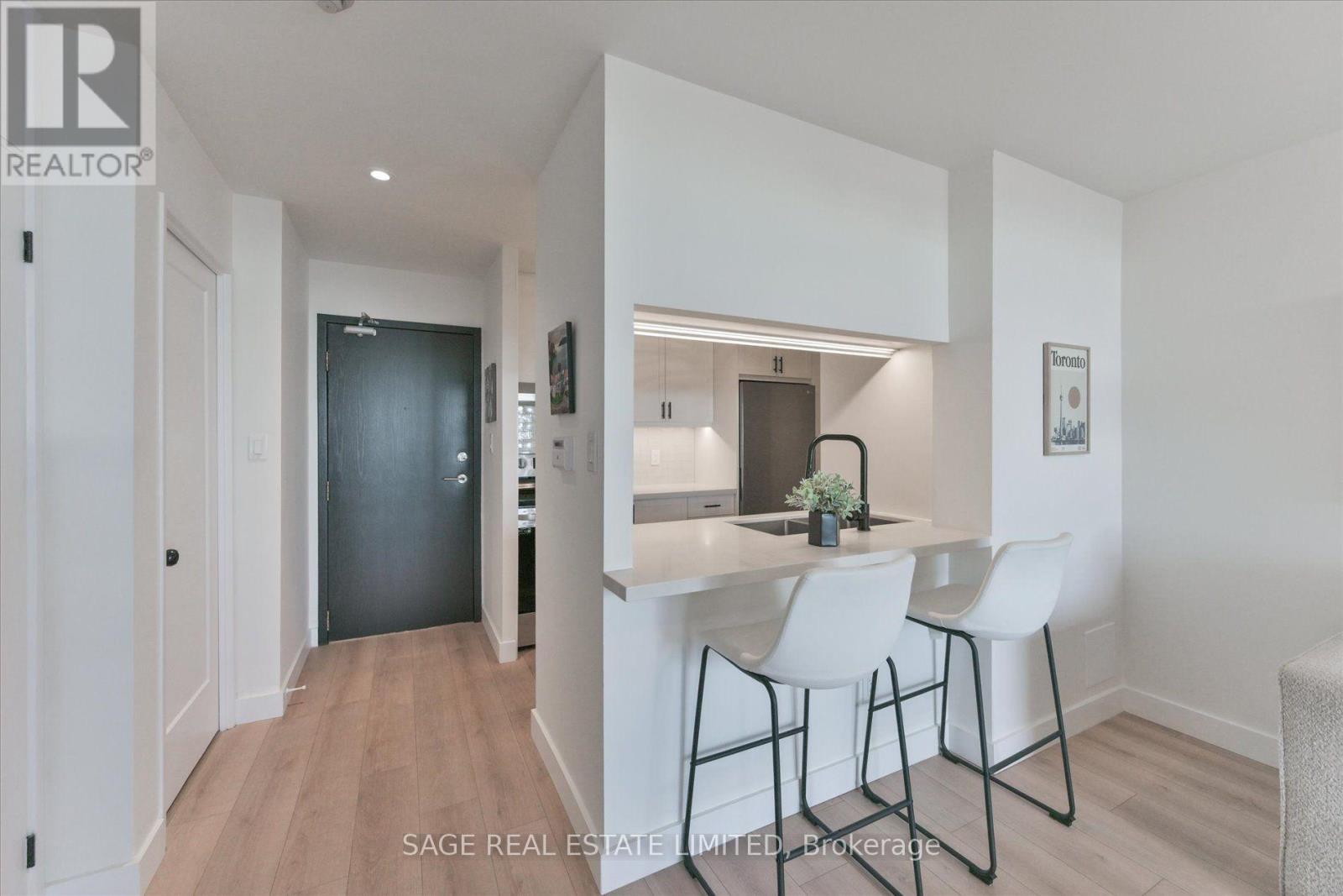 846- 24 Southport Street, Toronto, ON photo 12
