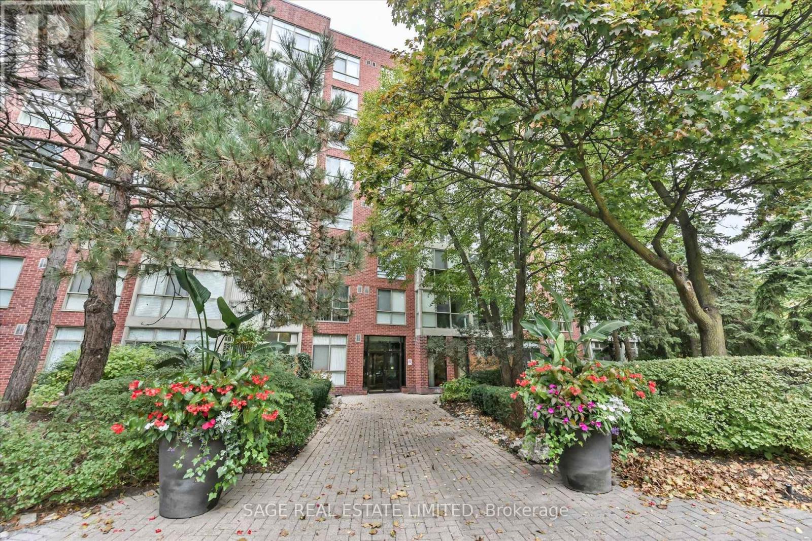 846- 24 Southport Street, Toronto, ON photo 4
