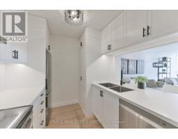 846 - 24 Southport Street, Toronto, ON M6S4Z1 Photo 8