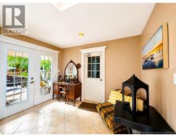 102 St. George, photo 11