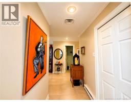 102 St. George, photo 16