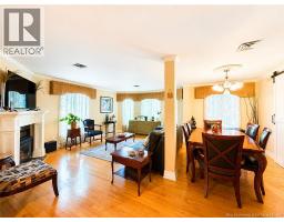 102 St. George, photo 21