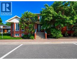 102 St. George, photo 4