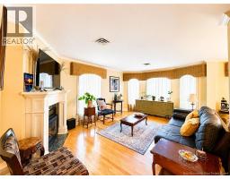 102 St George, photo 16