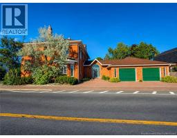 102 St George, photo 2