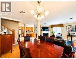 102 St George, photo 21