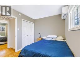 109 Oak Avenue, photo 17