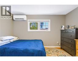 109 Oak Avenue, photo 18