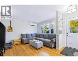 109 Oak Avenue, photo 8