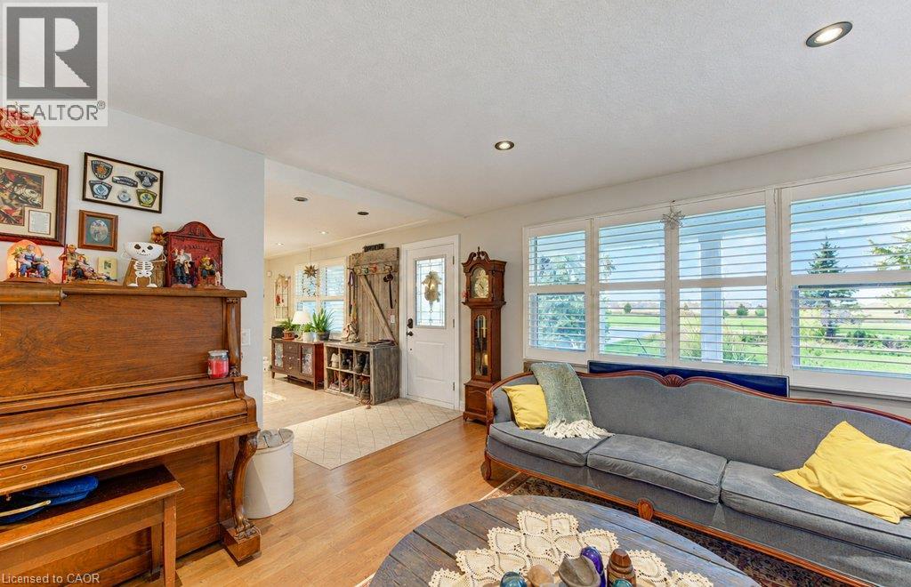 1529 NAFZIGER Road - 10
