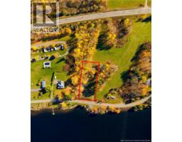 61 Hawkshaw Road, photo 3