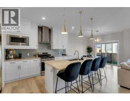 4pc Bathroom - 144 Hotchkiss Way Se, Calgary, AB T3S0G2 Photo 8