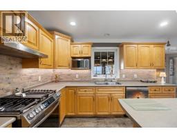 Kitchen - 3214 St Clair Road, Stoney Point, ON N0R1N0 Photo 13