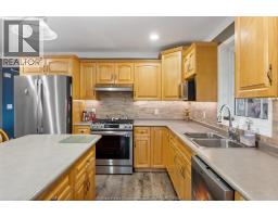 Foyer - 3214 St Clair Road, Stoney Point, ON N0R1N0 Photo 15