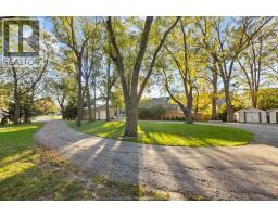 4pc Bathroom - 3214 St Clair Road, Stoney Point, ON N0R1N0 Photo 6