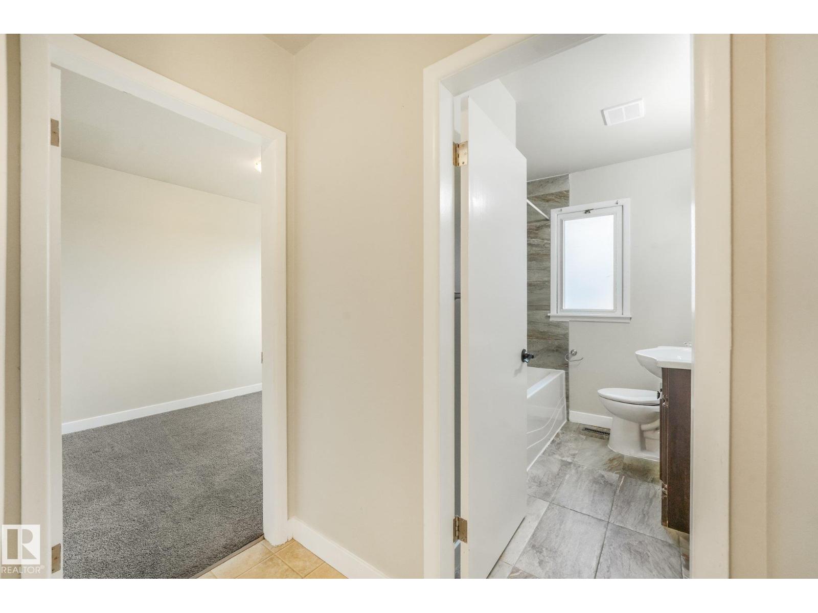 11308 129 Avenue NW, photo 21