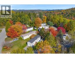 83 Holly Lane, photo 21