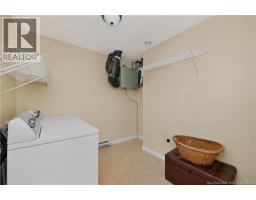104 Colton, photo 24