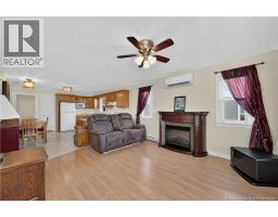 104 Colton, photo 3